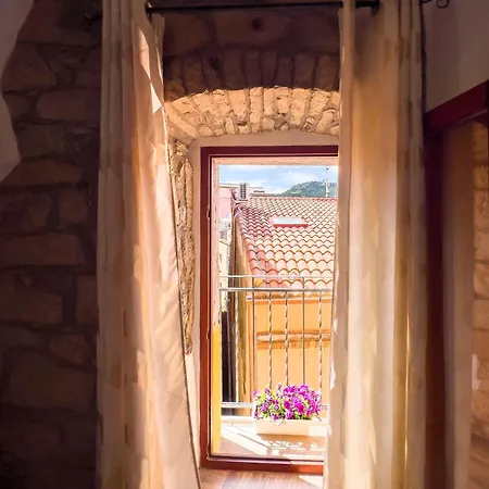 La Torre Del Pozzo Bosa