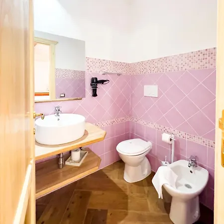 La Torre Del Pozzo Guest house